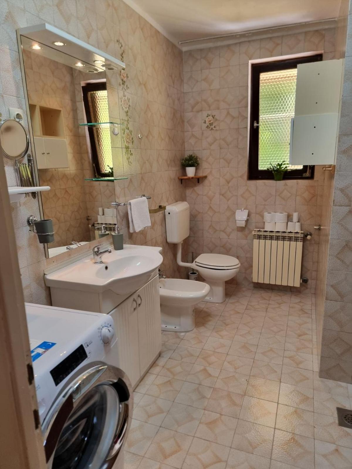 Amore Koper Apartment ภายนอก รูปภาพ