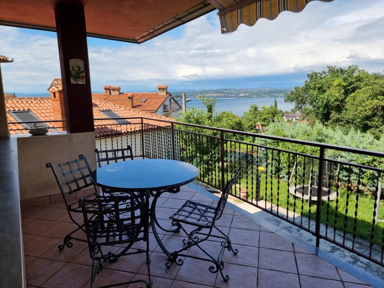Amore Koper Apartment ภายนอก รูปภาพ